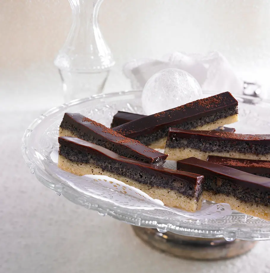 Schoko-Shortbread mit Mohn Rezept Schoko-Shortbread mit Mohn Rezept