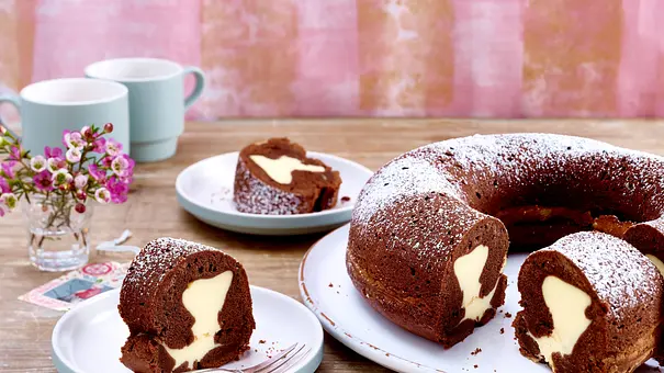 Schokoladenkuchen mit Cheesecakefüllung - Foto: Bit Projects Schokoladenkuchen mit Cheesecakefüllung - Foto: Bit Projects