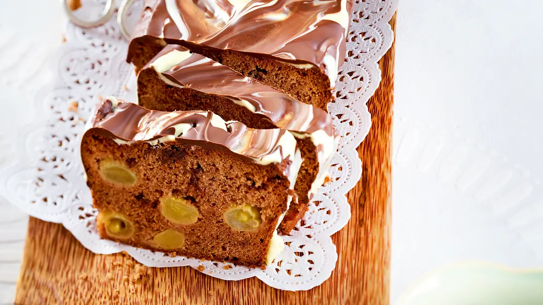 Schokokuchen mit Trauben Rezept - Foto: LECKER @ Bauer Media Group