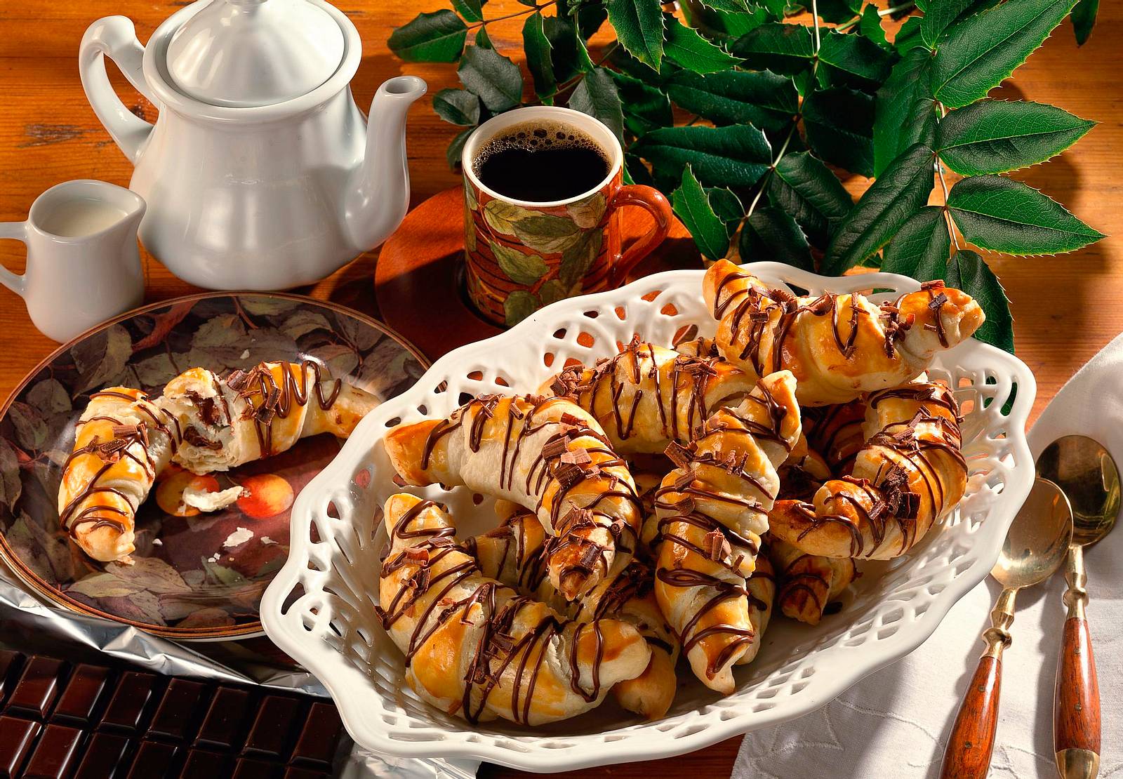 Schokoladen-Croissants Rezept | LECKER