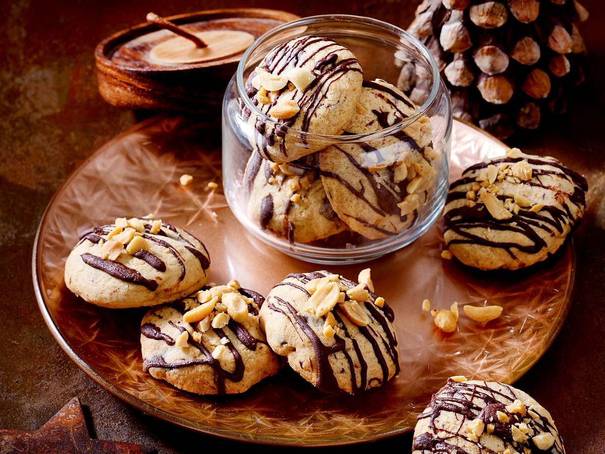 Schokoladen-Erdnuss-Cookies Rezept