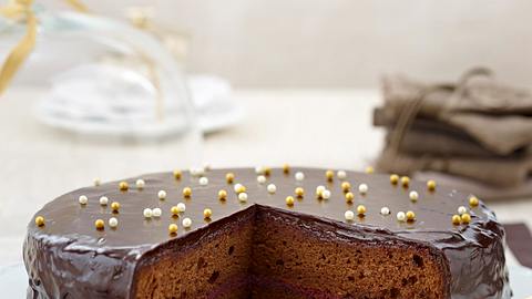 Schokoladen-Johannisbeer-Torte Sacher Art Rezept - Foto: House of Food / Bauer Food Experts KG
