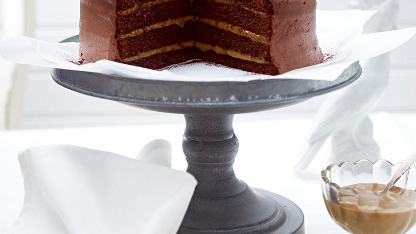 Schokoladen-Karamell-Torte mit Ganache Rezept - Foto: House of Food / Bauer Food Experts KG