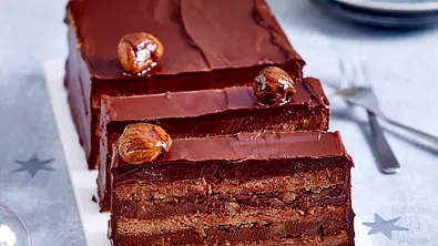 Schokoladen-Maronen-Kuchen Rezept - Foto: LECKER @ Bauer Media Group