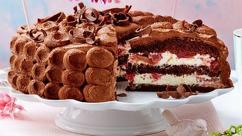 Schokoladen-Rhabarber-Torte Rezept - Foto: House of Food / Bauer Food Experts KG