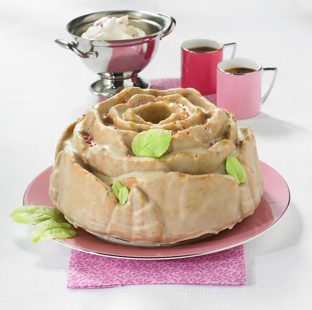 Schokoladen-Rosenkuchen Rezept Schokoladen-Rosenkuchen Rezept