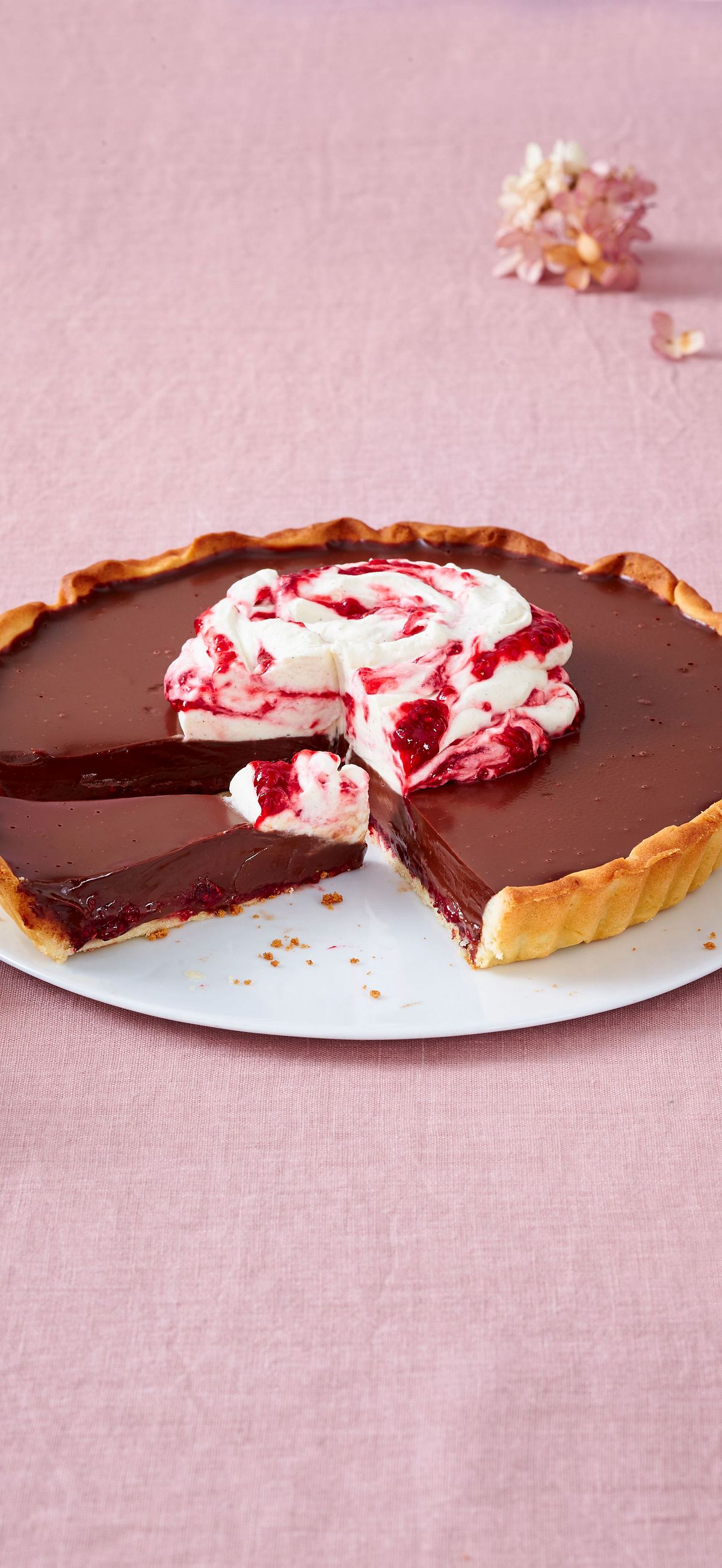 Schokoladen-Tarte mit Himbeeren Rezept