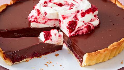 Schokoladen-Tarte mit Himbeeren Rezept - Foto: House of Food / Bauer Food Experts KG