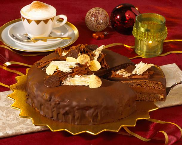 Schokoladen-Torte Rezept Schokoladen-Torte Rezept