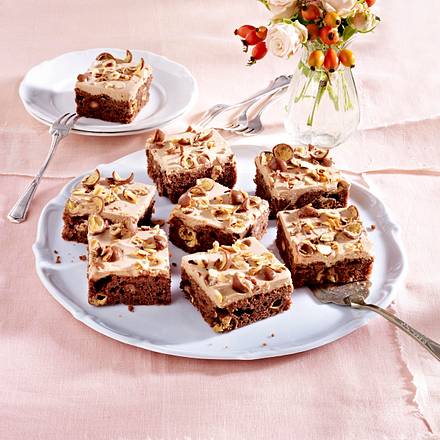 Schokoladenkuchen mit Knusper-Perlen Rezept Schokoladenkuchen mit Knusper-Perlen Rezept