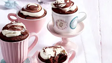 Schokoladige Nutella-Tassenküchlein Rezept - Foto: LECKER @ Bauer Media Group Schokoladige Nutella-Tassenküchlein Rezept - Foto: LECKER @ Bauer Media Group