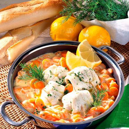 Schollenröllchen in Rahmgemüse Rezept Schollenröllchen in Rahmgemüse Rezept
