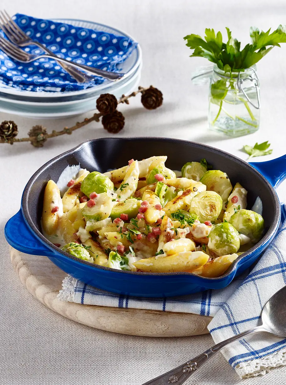 Schupfnudel-Rosenkohlpfanne Rezept