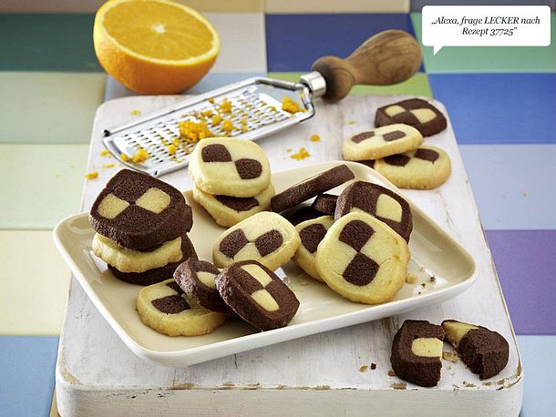 Schwarz-Weiß-Gebäck mit Orange Rezept Schwarz-Weiß-Gebäck mit Orange Rezept