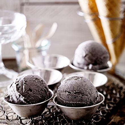 Schwarzes Sesameis Rezept Schwarzes Sesameis Rezept