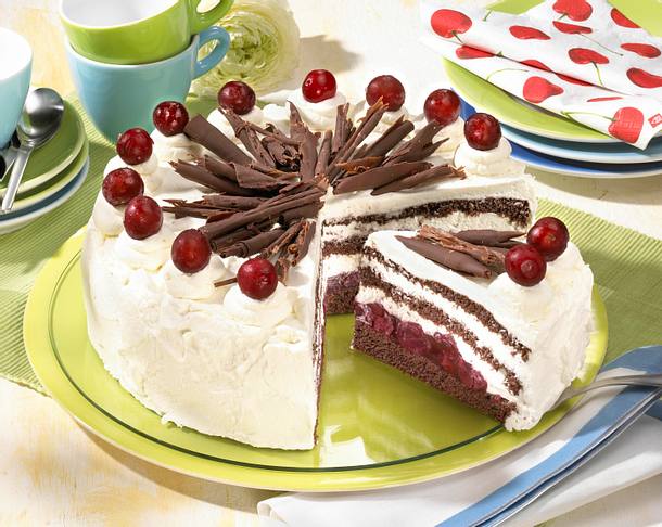 Schwarzwälder Kirschtorte Rezept | LECKER