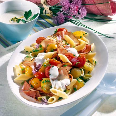 Schwarzwälder-Nudelsalat Rezept Schwarzwälder-Nudelsalat Rezept