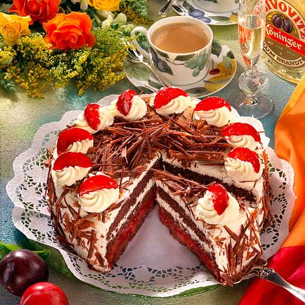 Schwarzwälder-Zwetschen-Torte Rezept Schwarzwälder-Zwetschen-Torte Rezept