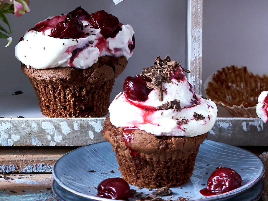 Schwarzwälder-Kirsch-Muffins Rezept Schwarzwälder-Kirsch-Muffins Rezept