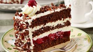 Schwarzwälder Kirschtorte Rezept - Foto: House of Food / Bauer Food Experts KG