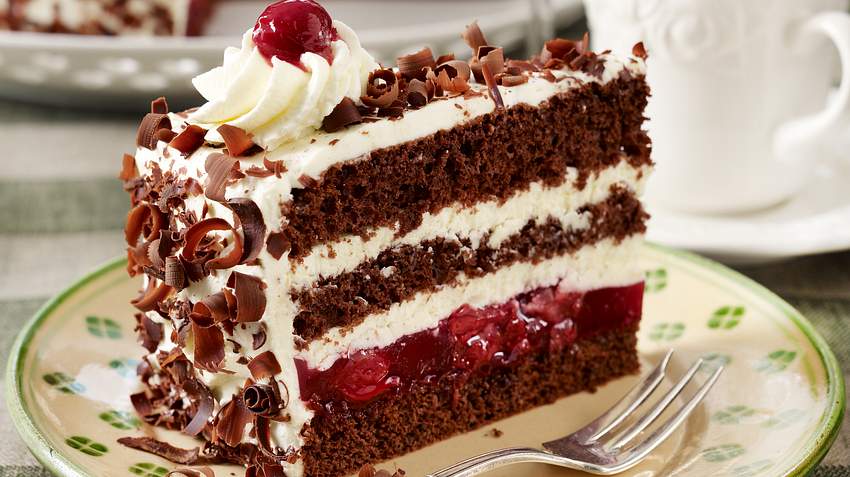 Schwarzwälder Kirschtorte Rezept - Foto: House of Food / Bauer Food Experts KG