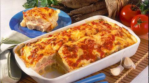 Schwarzwurzel-Lasagne mit Schinken Rezept - Foto: House of Food / Bauer Food Experts KG