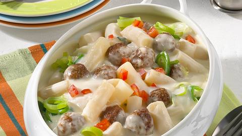 Schwarzwurzel-Ragout mit Hackbällchen Rezept - Foto: House of Food / Bauer Food Experts KG