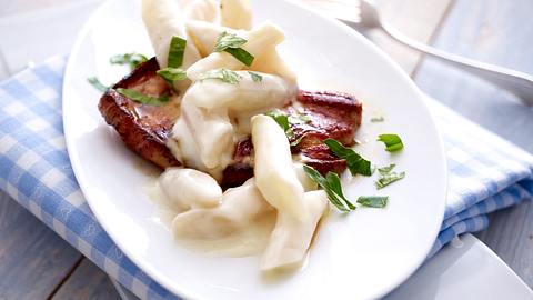 Schwarzwurzeln in Béchamelsoße Rezept - Foto: House of Food / Bauer Food Experts KG