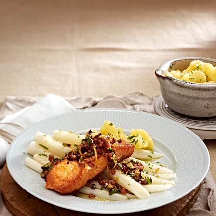 Schwarzwurzeln mit Lachs & Speckstippe Rezept Schwarzwurzeln mit Lachs & Speckstippe Rezept