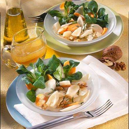 Schwarzwurzelsalat mit Nussvinaigrette Rezept