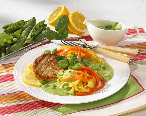Schweine-Kotelett mit Erbsen-Soße Rezept