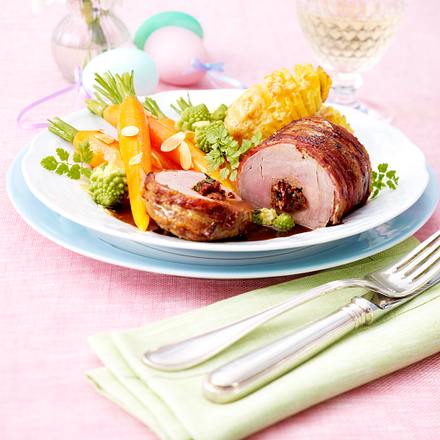 Schweinefilet im Baconmantel mit rotem Pesto Rezept Schweinefilet im Baconmantel mit rotem Pesto Rezept