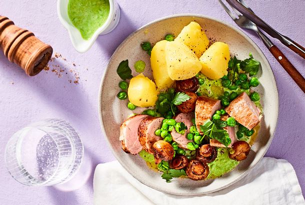 Schweinefilet in cremiger Erbsensoße Rezept