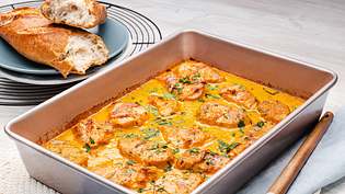 Schweinefilet in Curry-Sahne - Rezept - Foto: ShowHeroes für LECKER @ Bauer Media Group