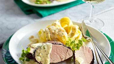 Schweinefilet in Senf und Mohn Rezept - Foto: House of Food / Bauer Food Experts KG