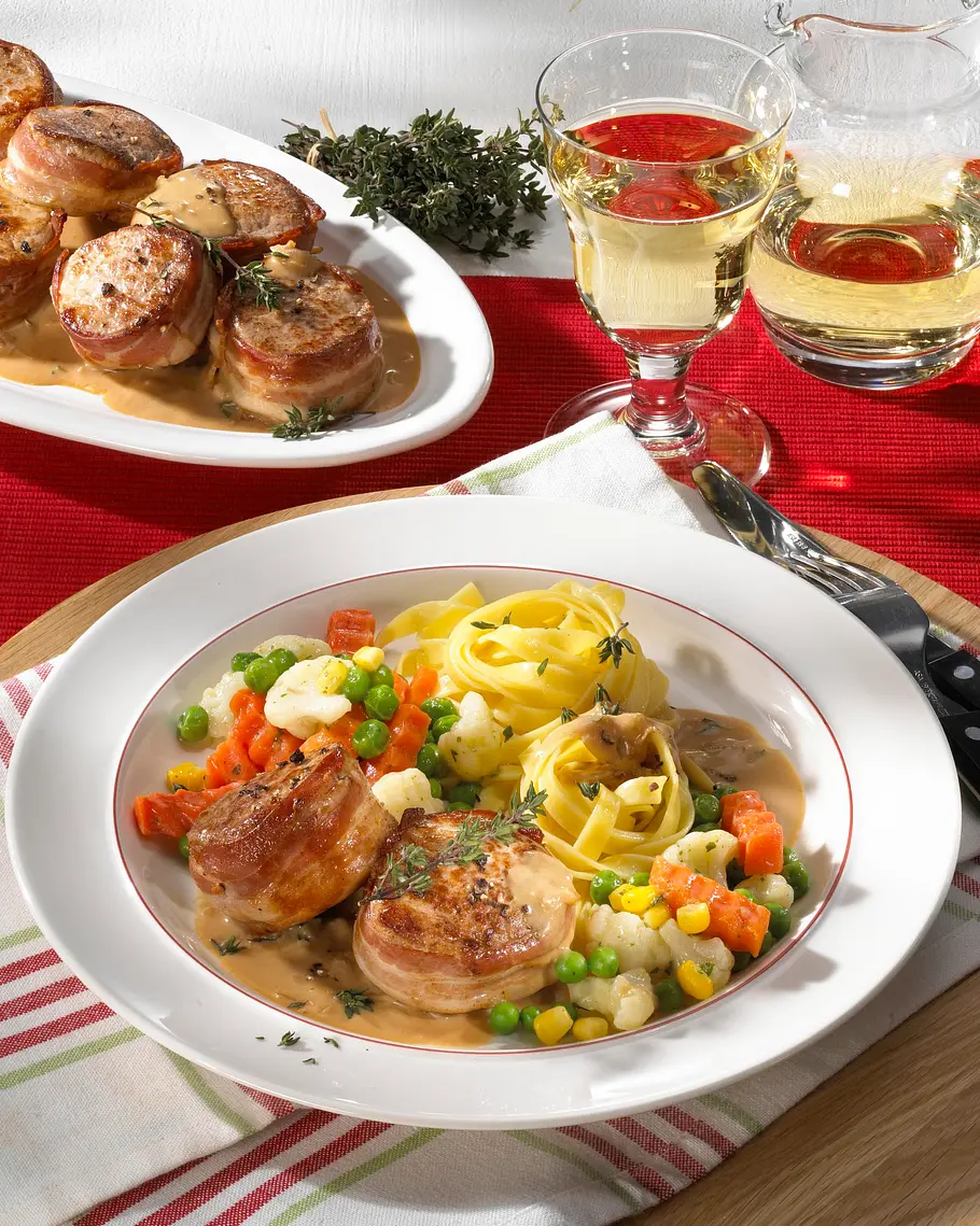 Schweinefilet mit Buttergemüse Rezept Schweinefilet mit Buttergemüse Rezept