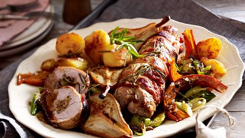 Schweinefilet mit Honig-Walnuss-Füllung Rezept - Foto: House of Food / Bauer Food Experts KG