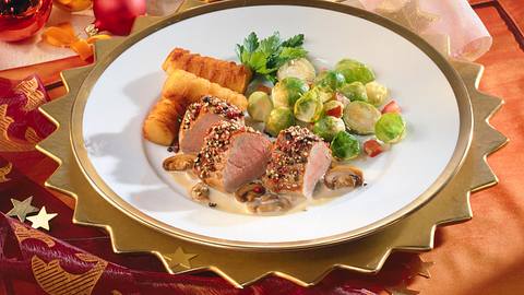 Schweinefilet mit Pfefferkruste Rezept - Foto: Maass