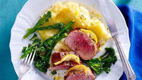 Schweinefilet mit Zitronenbutter Rezept - Foto: House of Food / Bauer Food Experts KG