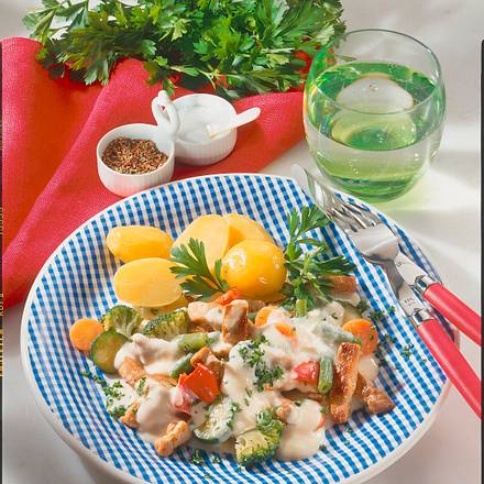 Schweinegeschnetzeltes mit Meerrettichsoße Rezept Schweinegeschnetzeltes mit Meerrettichsoße Rezept