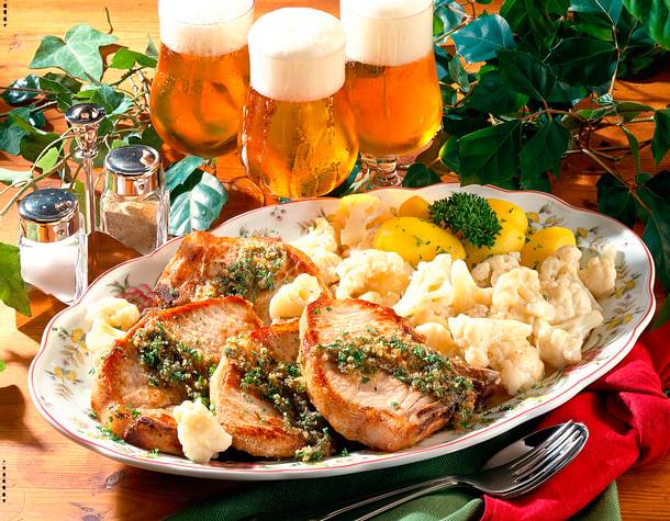 Schweinekoteletts mit Blumenkohlgemüse Rezept Schweinekoteletts mit Blumenkohlgemüse Rezept