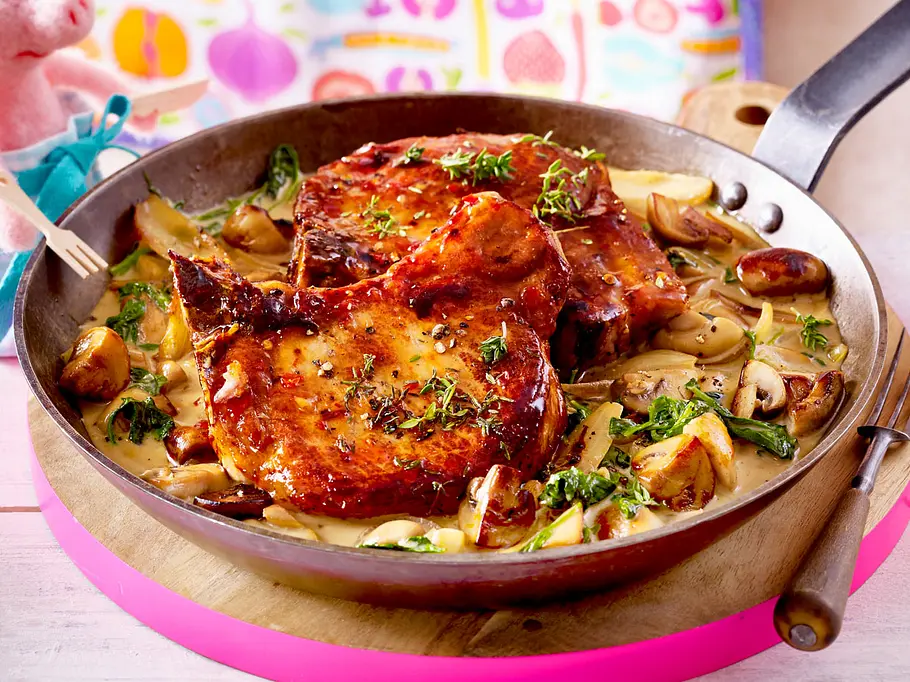 Schweinekoteletts mit Pilz-Spinat-Rahm-F8826401 Schweinekoteletts mit Pilz-Spinat-Rahm Rezept