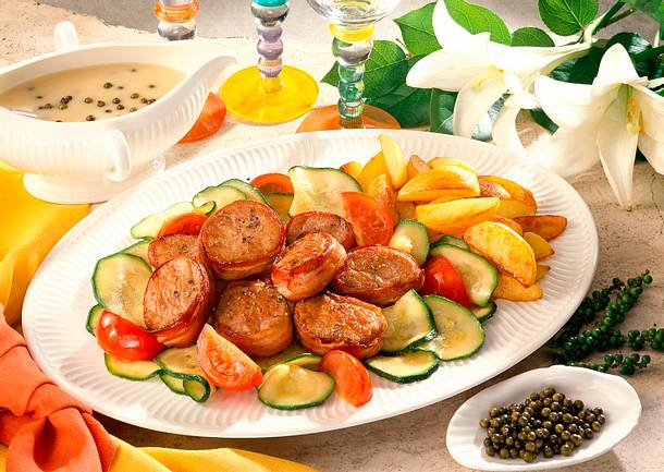 Schweinemedaillons mit Speck umwickelt Rezept Schweinemedaillons mit Speck umwickelt Rezept