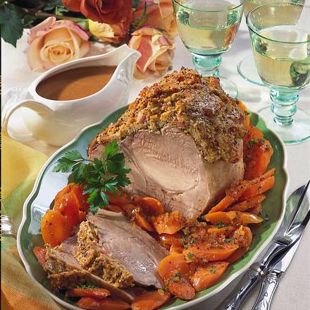 Schweinenackenbraten mit Senf-Möhren-Gemüse Rezept