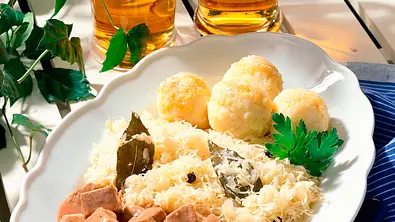 Schweinepfeffer Rezept - Foto: LECKER @ Bauer Media Group