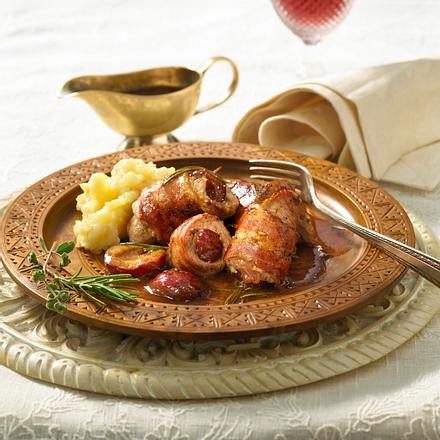 Schweineröllchen mit Pflaumen zu Kartoffel-Sellerie-Püree Rezept