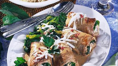 Schweinerouladen mit Spinat und Ricotta Rezept - Foto: LECKER @ Bauer Media Group