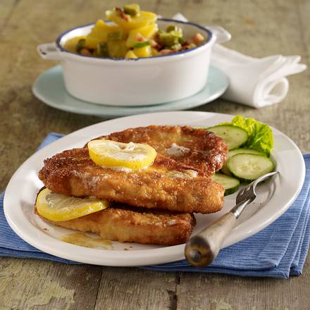 Schweinerückenschnitzel mit Speck-Kartoffelsalat Rezept