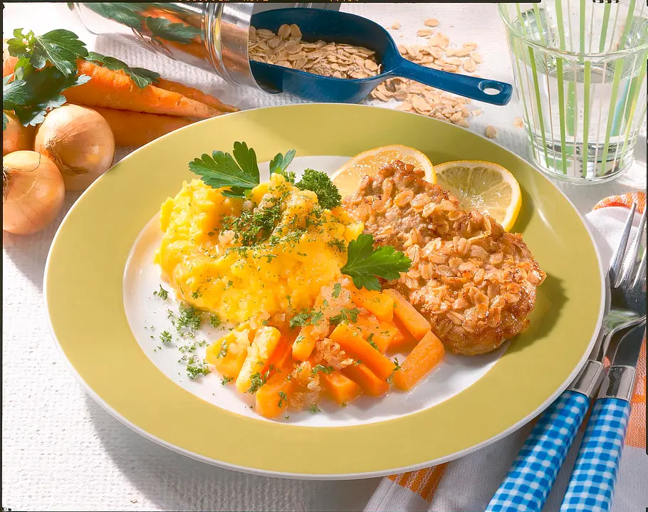 Schweineschnitzel in Haferflocken-Kruste Rezept