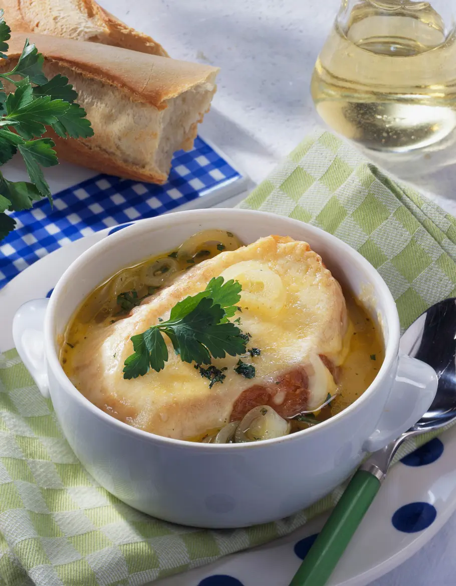 Schweizer Zwiebelsuppe Rezept Schweizer Zwiebelsuppe Rezept